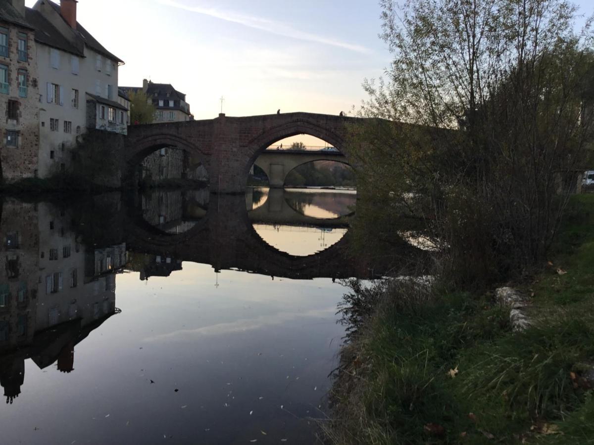 Appartement Lo Vedelièr d'AUBRAC à Laguiole Extérieur photo